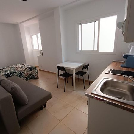 Apartamentos Duende Málaga Dış mekan fotoğraf