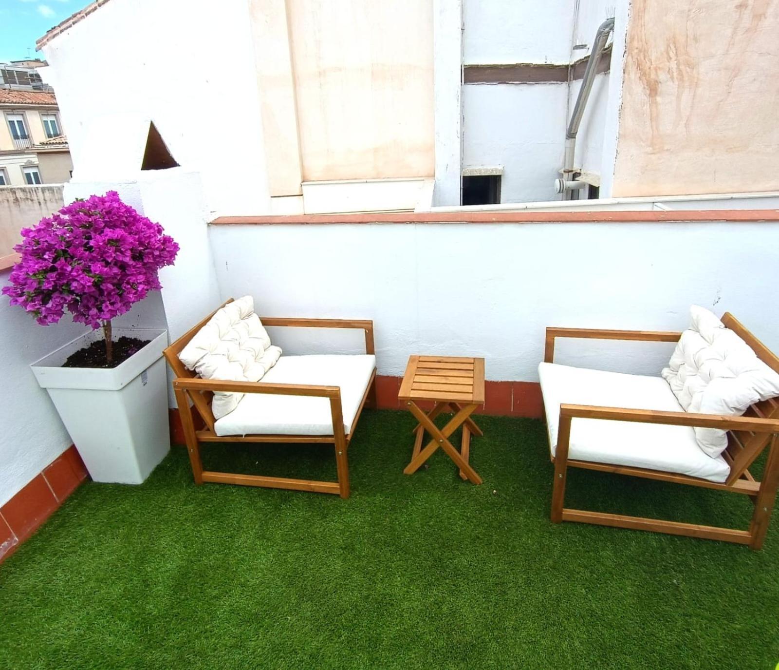 Apartamentos Duende Málaga Dış mekan fotoğraf